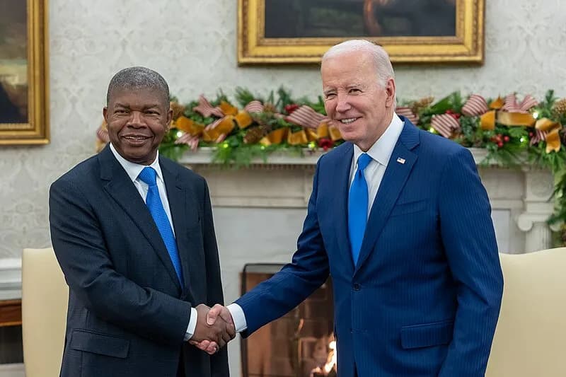 Joe Biden en Angola : Quand les Etats-Unis contrent l’influence croissante de la Chine en Afrique