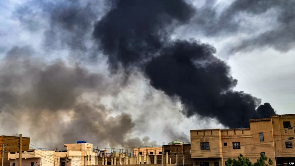Guerre au Soudan : Un bilan tragique de 176 morts en seulement deux jours de bombardements