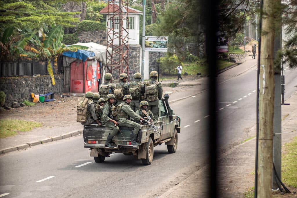RDC : Au moins 100 morts enregistrés à Goma, l’aéroport et le centre contrôlés par le M23, incertitude autour du Sommet de l’EAC à Nairobi