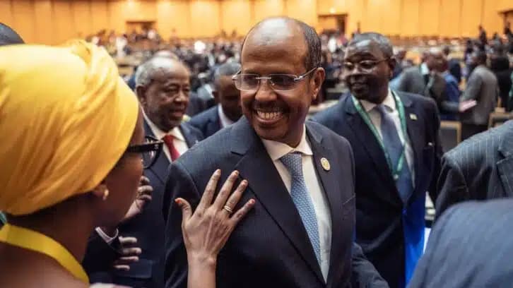Nouveau président de la Commission de l’UA : Les défis cruciaux qui attendent Mahamoud Ali Youssouf