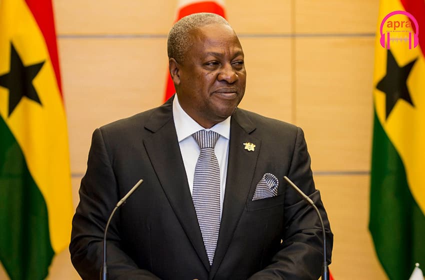 Ghana : Découverte de près de 82000 “ salariés fantômes” à l’Autorité du service national, John Dramani Mahama ordonne l’ouverture d’une enquête