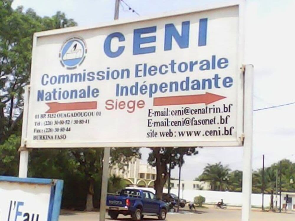 Burkina Faso : La Commission électorale nationale indépendante dissoute, le ministère de l’Administration du territoire désormais chargé des élections