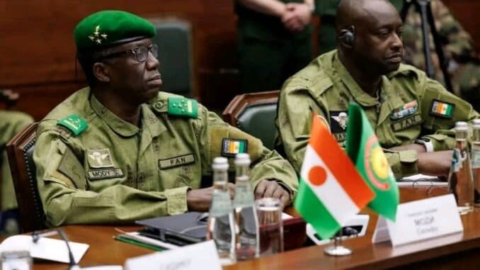 Mali, Burkina Faso, Niger : Les ministres de la défense de l’AES scellent de nouveaux accords militaires avec la Russie