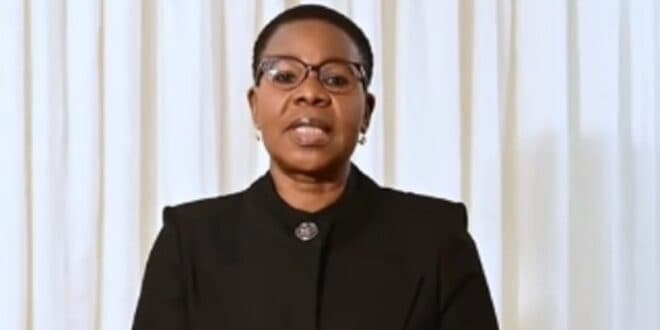 Togo : L’ancienne ministre des Armées, Margueritte Gnakade mise aux arrêts