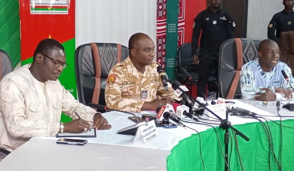 Burkina Faso : Huit membres d’une ONG, dont quatre étrangers, arrêtés pour « espionnage »