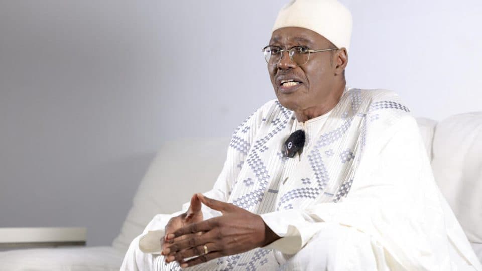 Cameroun : Issa Tchiroma Bakary appelle à descendre dans la rue pour revendiquer sa “victoire” à la présidentielle