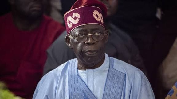 Nigeria : Le président Bola Tinubu dénonce l’enlèvement des vingt-cinq lycéennes dans l’État de Kebbi