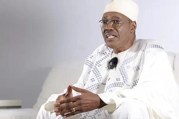 Cameroun : L’opposant Issa Tchiroma Bakary se réfugie en Gambie, nouvelle étape d’une crise politique explosive