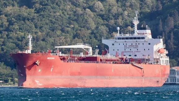 Sénégal : Frappé par des explosions, un pétrolier en détresse au large de Dakar, course contre la montre pour éviter un naufrage
