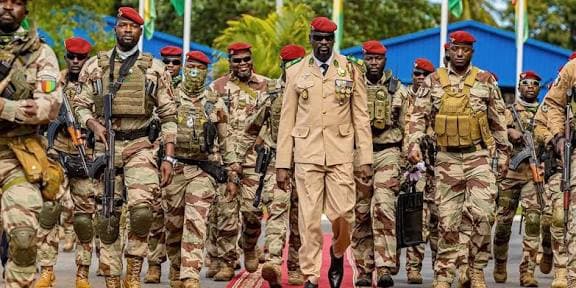 Guinée : À l’approche de la présidentielle, un rapport accuse les forces de défense et de sécurité d’avoir tué au moins 70 civils entre 2022 et 2025