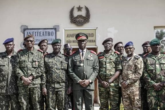 Guinée-Bissau : Le régime militaire modifie la Constitution et instaure un régime présidentiel