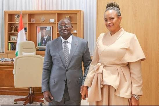 Côte d’Ivoire – États-Unis : Jessica Davis Ba, fin de mission d’une ambassadrice qui aura profondément marqué les relations ivoiro-américaines