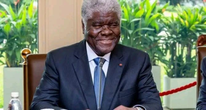 Côte d’Ivoire : Robert Beugré Mambé reconduit à la Primature pour assurer la stabilité et la continuité.