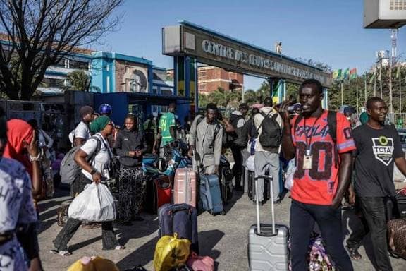Sénégal : Bourses impayées, un étudiant en médecine perd la vie lors des heurts avec la police à l’Université Cheick Anta Diop de Dakar