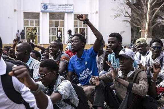 Sénégal : Crise à l’université Cheick Anta Diop, l’échec d’un système censé protéger et promouvoir la jeunesse ?