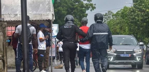 Côte d’Ivoire : Amnesty International demande la libération des détenus arrêtés lors de la présidentielle de 2025