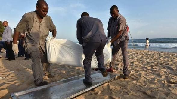 Côte d’Ivoire : Grand-Bassam, dix ans après l’attaque terroriste, la nation se souvient des 19 vies brisées