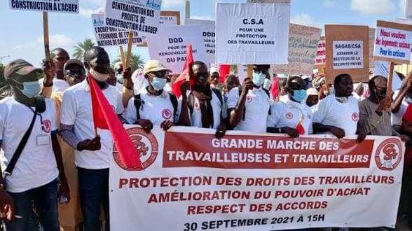Sénégal : Vers une explosion sociale ? Les syndicats annoncent une marche décisive le 8 avril