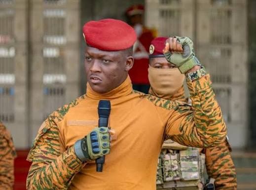 Burkina Faso : Ibrahim Traoré catégorique : « La guerre d’abord, la democratie peut attendre…»