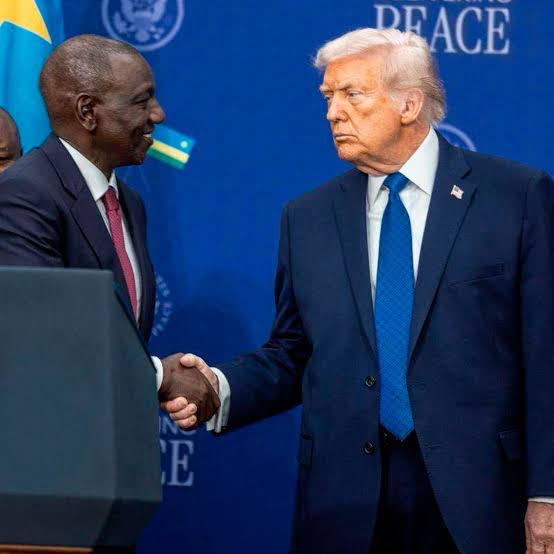 Ebola en RDC : Trump veut installer un centre de quarantaine pour les malades américains au Kenya, colère populaire à Nairobi