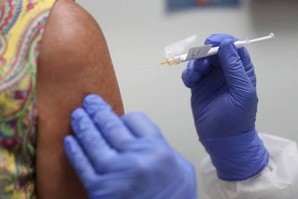 Ebola : La Russie annonce un vaccin potentiel contre la souche Bundibugyo, l’Africa CDC reste prudent