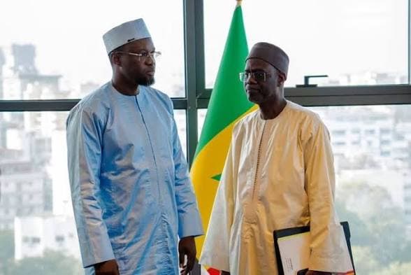 Sénégal : Primature, Sonko passe la main, Ahmadou Al Aminou Mohamed Lô, face au défi de la dette et des finances publiques