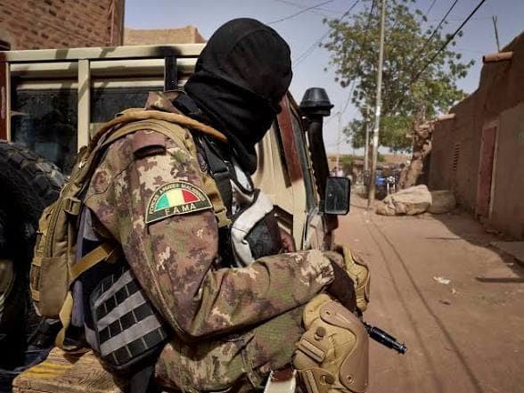 Mali : Un convoi des FAMa en route vers Anéfis violemment attaqué par le FLA et le Jnim près de Tabankort, plusieurs morts signalés