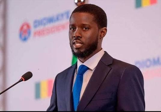 Sénégal : La sortie musclée de Sonko provoque une réponse cinglante du camp présidentiel