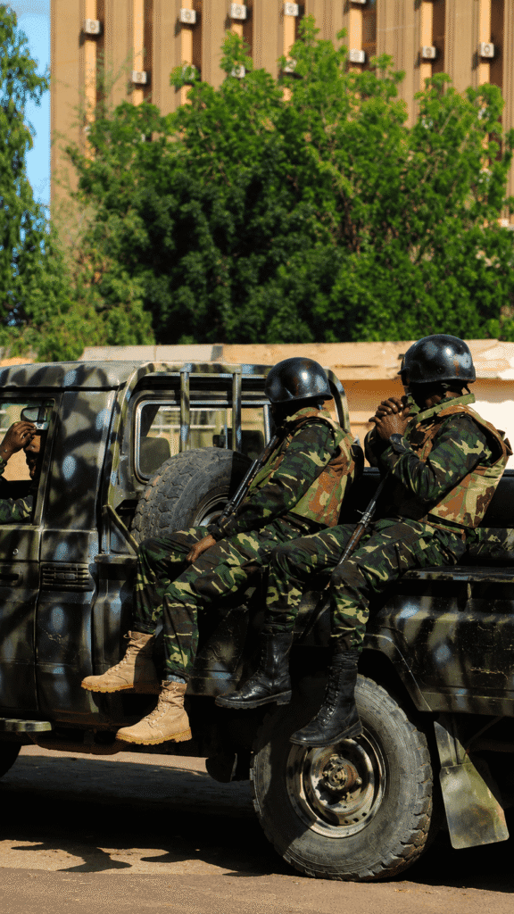 Niger : Après la mutinerie à Niamey, le régime reprend le contrôle et procède à des dizaines d’arrestations