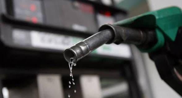Côte d’Ivoire : Nouvelle augmentation des prix des carburants, le gouvernement invoque la crise mondiale, l’opposition hausse le ton et réclame le retrait de la hausse