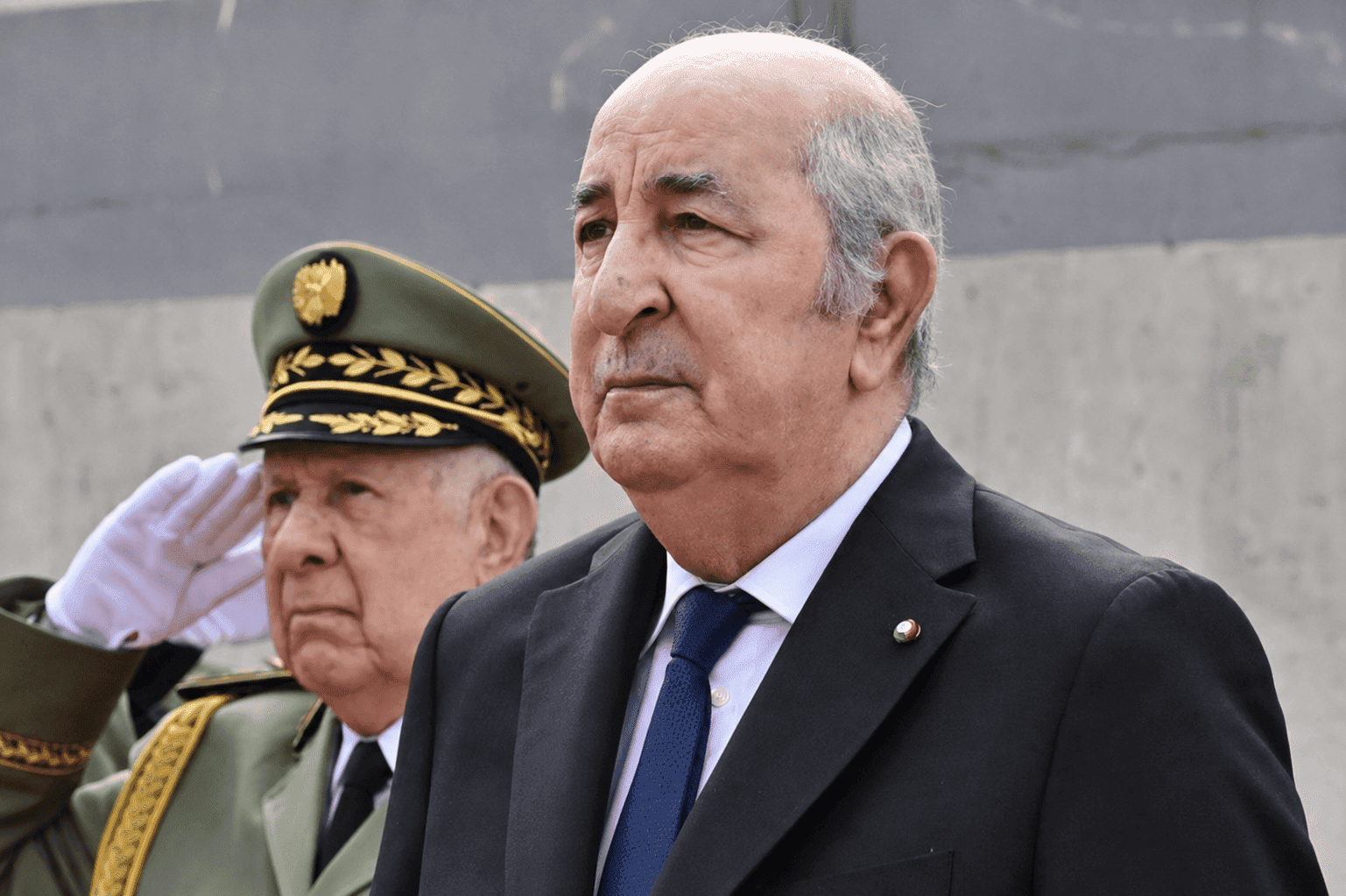 Algérie : Tebboune ordonne la création d’une prison de haute sécurité en plein désert pour les grands trafiquants de drogue