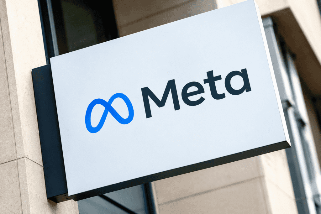 Meta : 64,6 milliards de dollars de revenus au troisième trimestre, mais l’IA et les contentieux pèsent sur les marges