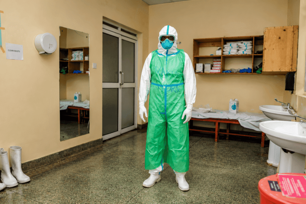 Kenya : un deuxième décès lié à Ebola, neuf cas confirmés dans un même foyer de contamination
