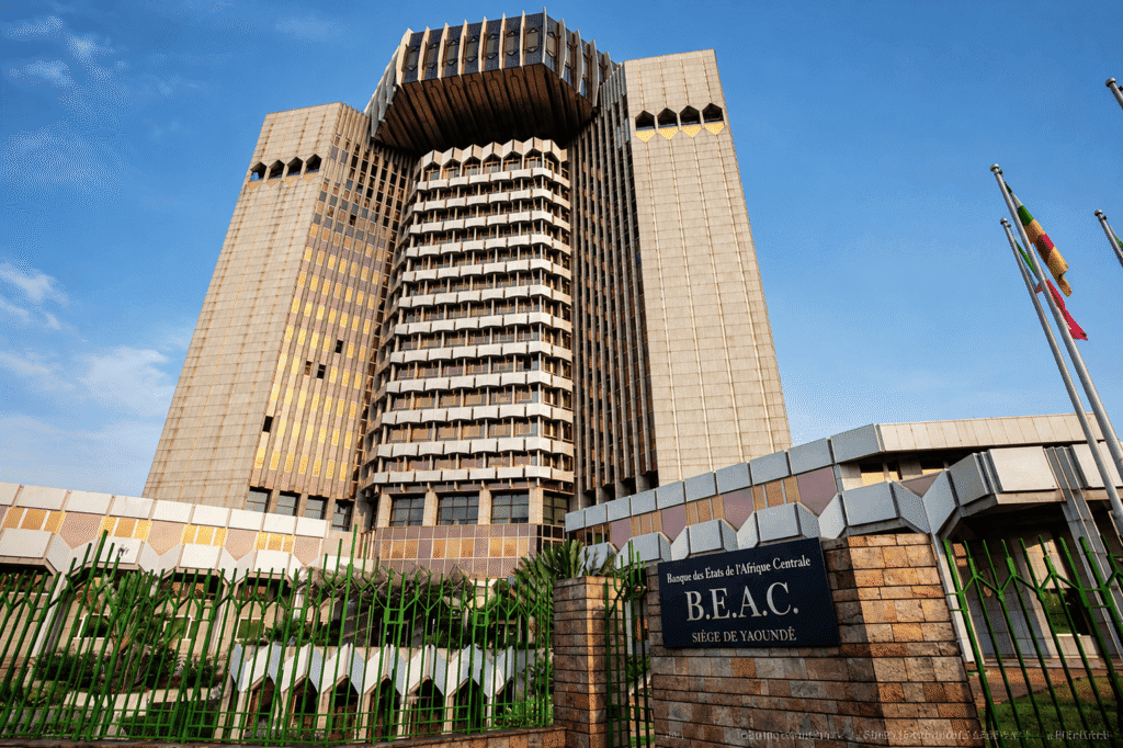 CEMAC : les capitaux nationaux gagnent du terrain dans les banques, sans effacer les risques du secteur